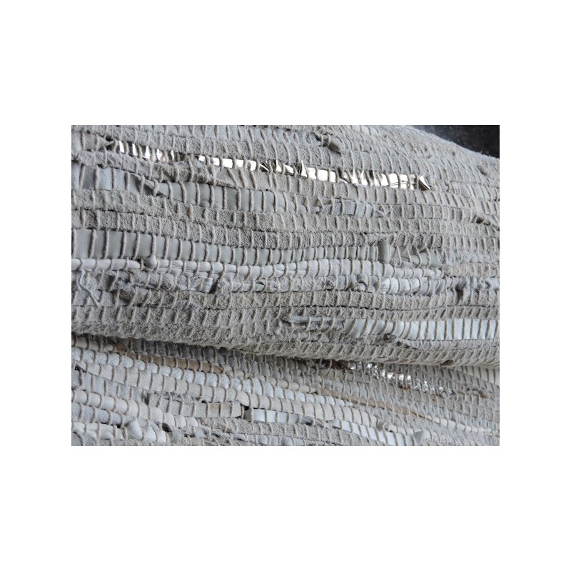 Tapis blanc et gris en cuir recyclé - Madame Framboise