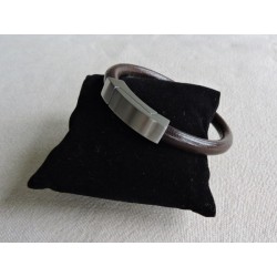 Black "Regaliz" leather bracelet for man - Madame Framboise 