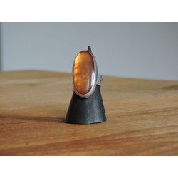 Oval shell and orange resin ring - Madame Framboise