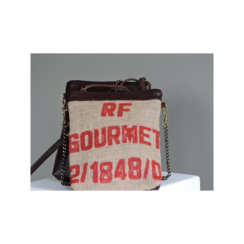 Pochette avec laniere top