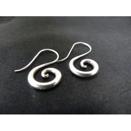 Boucles d'oreilles argent massif - Madame Framboise Boucles d'oreilles argent massif - Madame Framboise