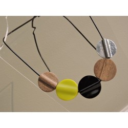 Fancy necklace in wood, metal and resin - Madame Framboise