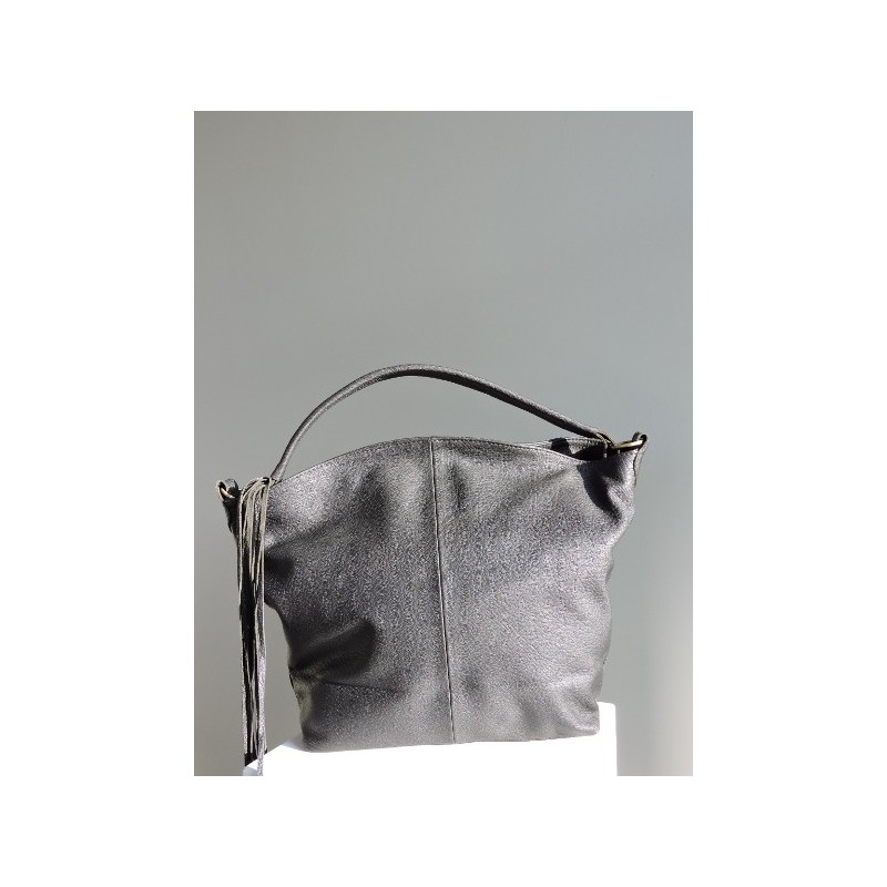 Black grained leather bucket bag | Madame Framboise