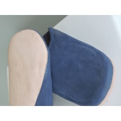 Paire de babouches marocaines en daim bleu | Madame Framboise
