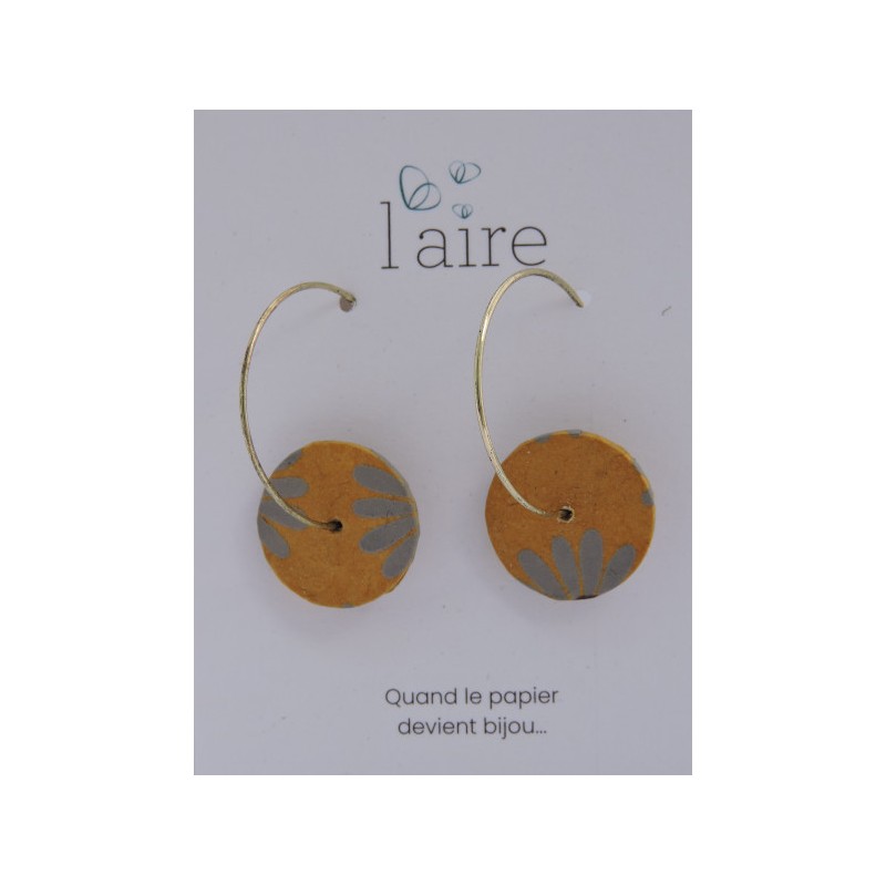 Boucles d'oreilles en papier ocre - 01 | Madame Framboise