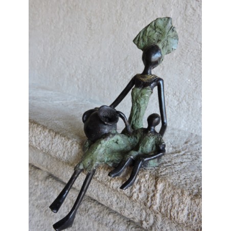 African statuette "The water carrier and her child" | Madame Framboise