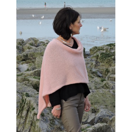 Poncho rose en laine Poncho rose en laine