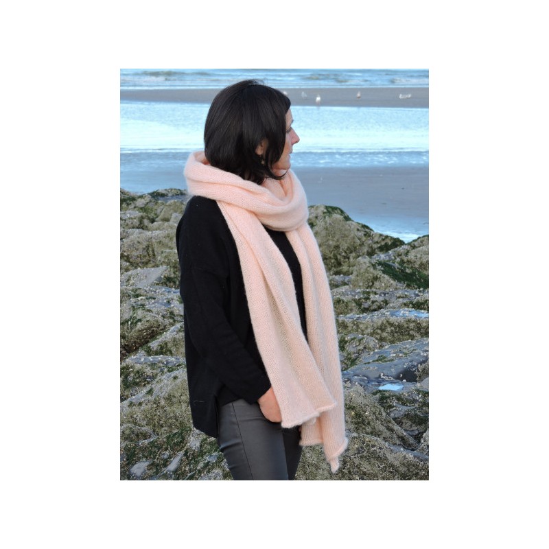Large pink woollen scarf | Madame Framboise