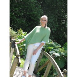 Green woollen poncho | Madame Framboise
