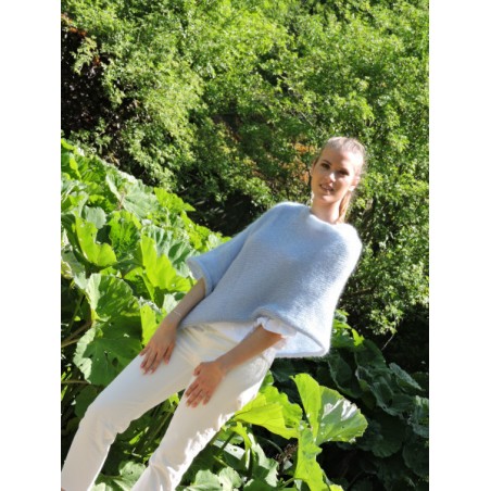 Poncho bleu ciel en laine | Madame Framboise Poncho bleu ciel en laine | Madame Framboise