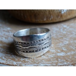 Ethnic silver ring - Madame Framboise