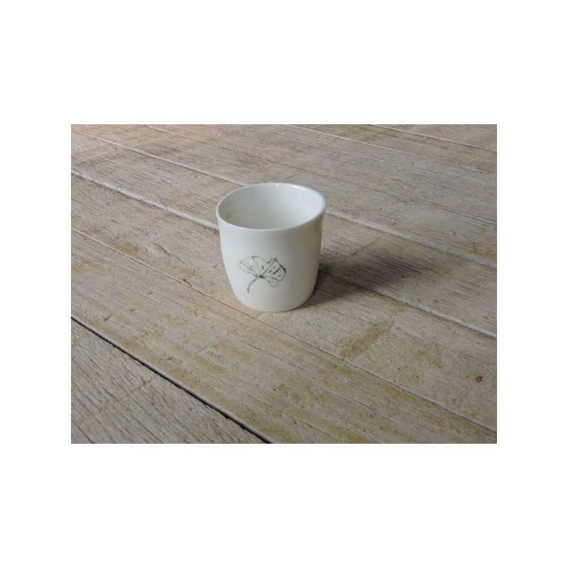 Porcelain cup - Leaf