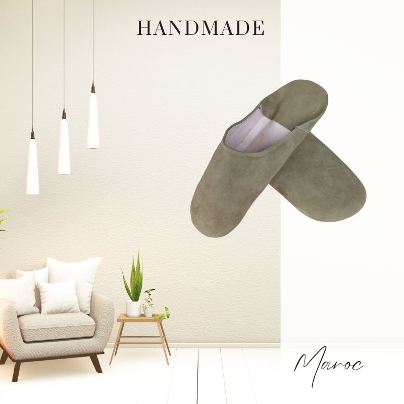 Suede Moroccan slippers - Olive