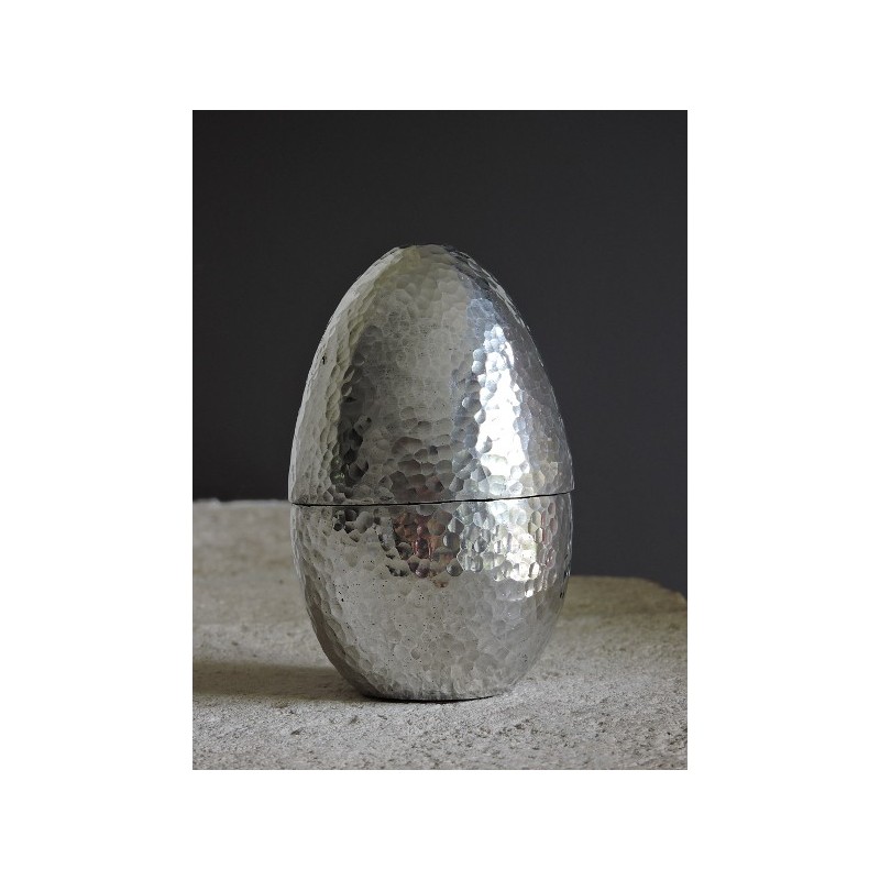 Decorative egg - Madame Framboise