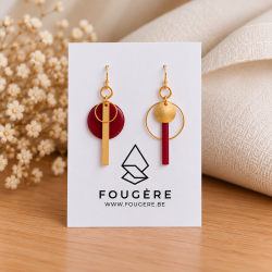 Boucles d'oreilles en laiton et résine - Rouge