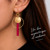 Boucles d'oreilles en laiton et résine - Fuchsia