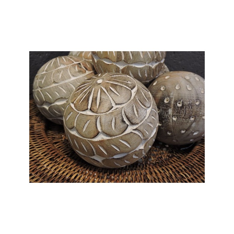 Boule décorative en bois de manguier - Madame Framboise